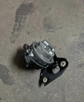 Alfa Romeo Stelvio Electric auxiliary coolant/water pump 00505528600