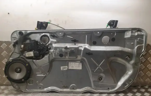 Volkswagen Polo Front door window regulator with motor 6Q3837402S