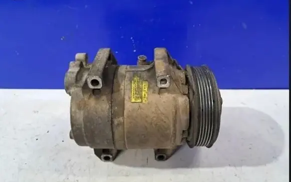 Volvo XC90 Air conditioning (A/C) compressor (pump) 8708581 36001066