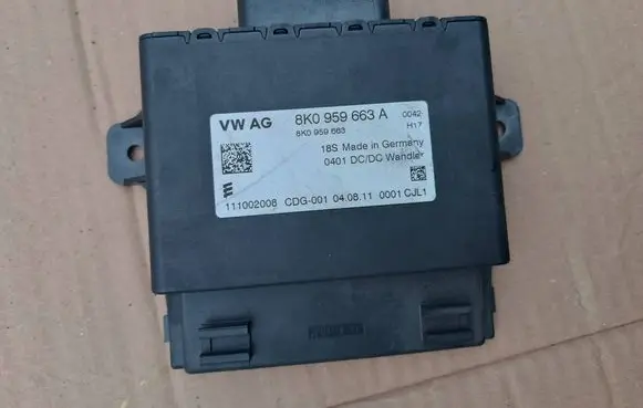 Audi A8 S8 D4 4H Power management control unit 8K0959663A 111002008