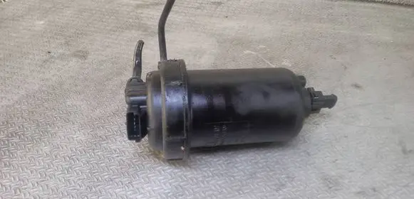 Opel Zafira B Fuel filter housing 13204107