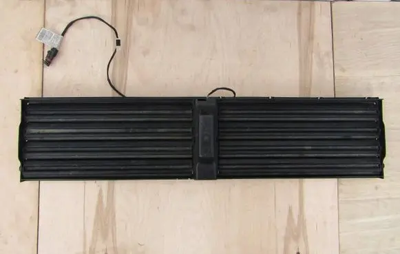BMW 2 F45 Radiator trim 931991801