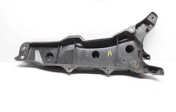 Fender mounting bracket