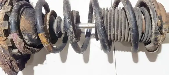Nissan Almera N16 Rear coil spring