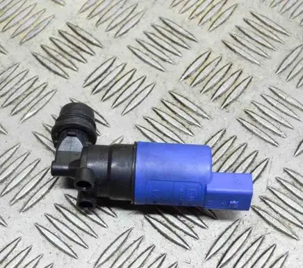 Jaguar F-Pace Windscreen/windshield washer pump AV6113K082AA