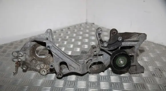 Volkswagen Crafter Generator/alternator bracket 03L903145L