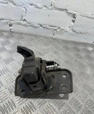 Toyota Avensis T270 Gearbox mount