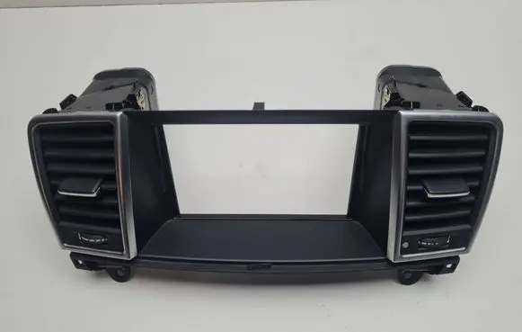 Mercedes-Benz ML W166 Dash center air vent grill A1668300854