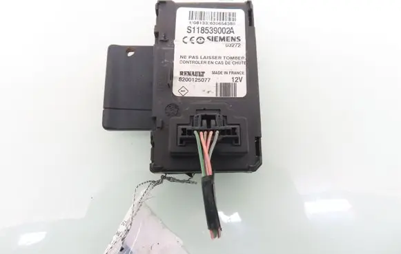 Renault Scenic II - Grand scenic II Ignition key card reader 8200125077 S118539002A
