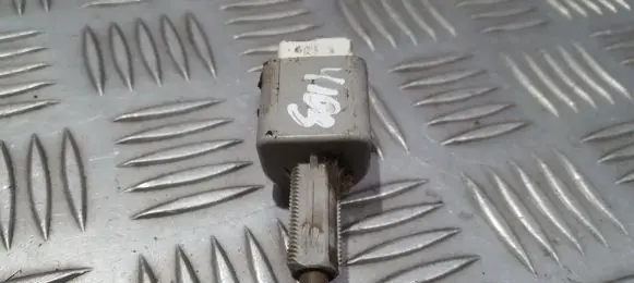 Toyota Avensis Verso Brake pedal sensor switch