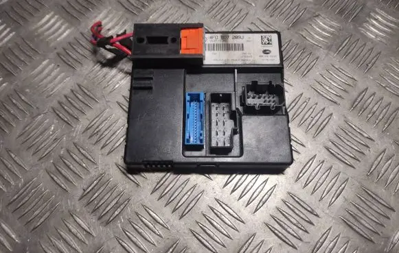 Audi A6 S6 C6 4F Comfort/convenience module 4F0907289J 5DK00876226 4F0910289J