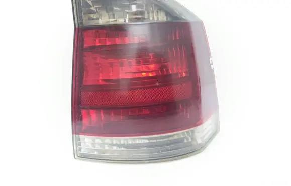 Opel Vectra C Rear/tail lights 13130646