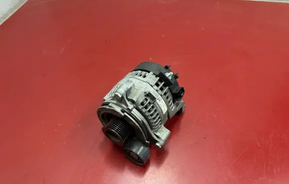 BMW X3 G01 Generator/alternator 8634166
