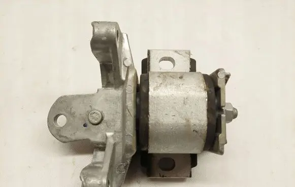 Volkswagen Amarok Engine mount vacuum valve 5U0199555