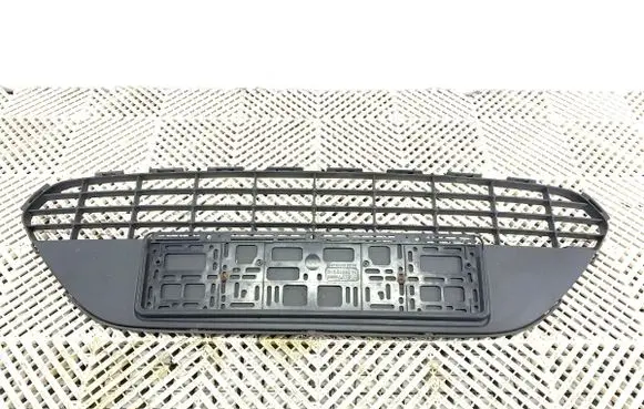 Ford Focus Front bumper lower grill 8M51-17B968-BE