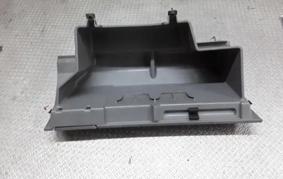 Mercedes-Benz Sprinter W906 Glove box