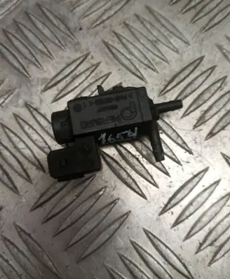 BMW 3 E46 Vacuum valve 722341