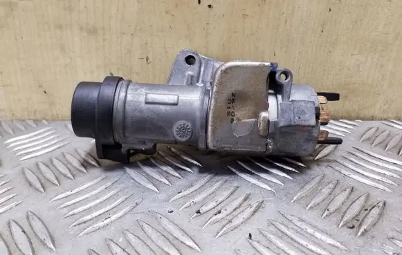 Audi A4 S4 B7 8E 8H Ignition lock 4B0905851Q 4B0905849