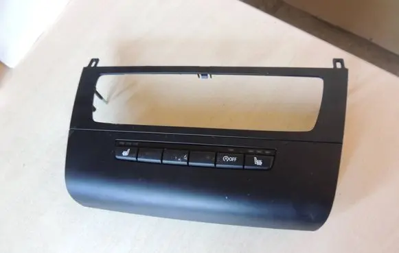 BMW 1 E81 E87 Seat heating switch 6914718