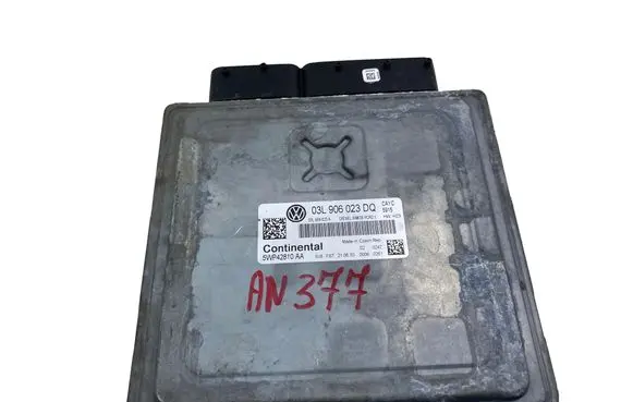 Volkswagen Golf VI Engine control unit/module 03L906023DQ