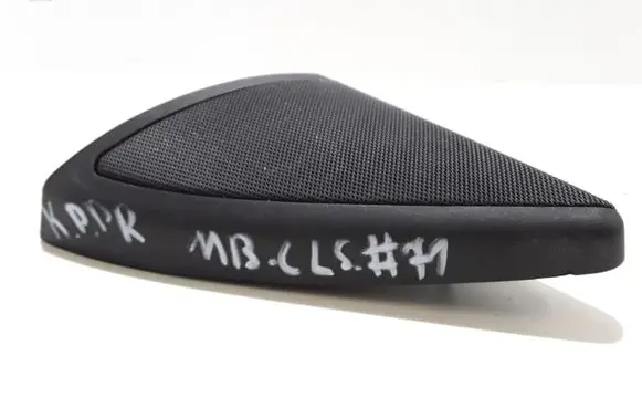 Mercedes-Benz CLS C219 Front door high frequency speaker A2197250198