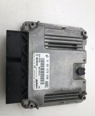 Opel Insignia A Engine control unit/module 0281015774 55573539 55573560