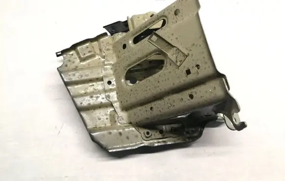 Honda CR-V Battery box tray 