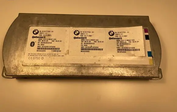 BMW 5 E60 E61 Bluetooth control unit module 16921111