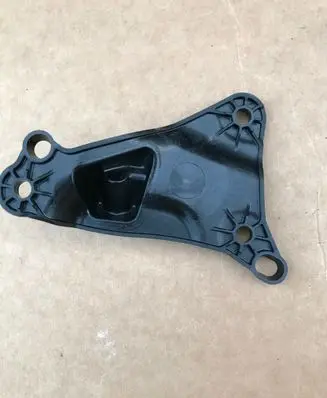 Rear door exterior handle/bracket