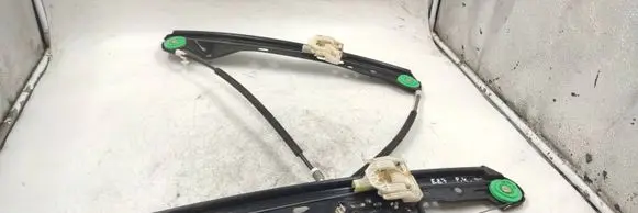 BMW 1 E81 E87 Front window lifting mechanism without motor 7067795