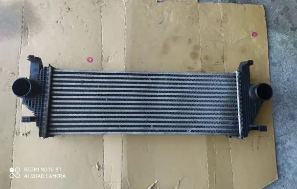 Jeep Grand Cherokee Intercooler radiator