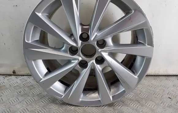 Toyota Camry VIII XV70 R17 alloy rim 4261106J20