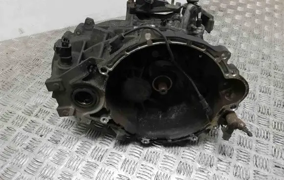 Manual 6 speed gearbox