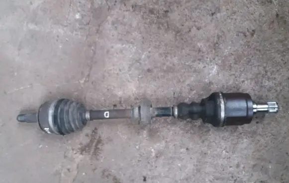 Honda FR-V Front driveshaft