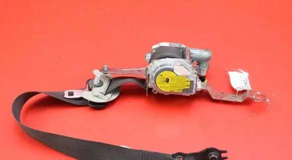 Subaru Legacy Front seatbelt 7Q7050-P