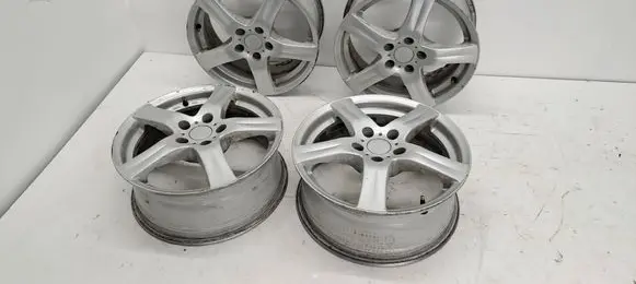 R16 alloy rim