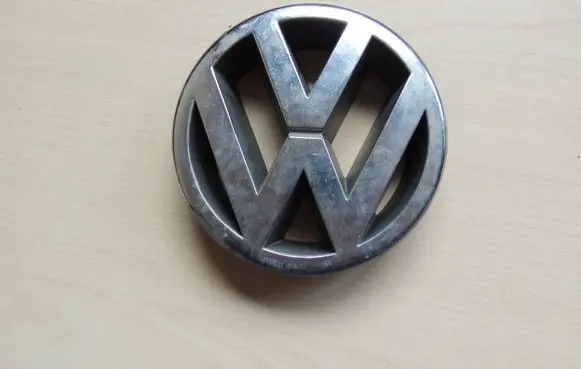 Volkswagen Polo Manufacturer badge logo/emblem 3B0853C01A