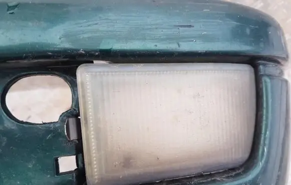 Volkswagen Golf III Front indicator light