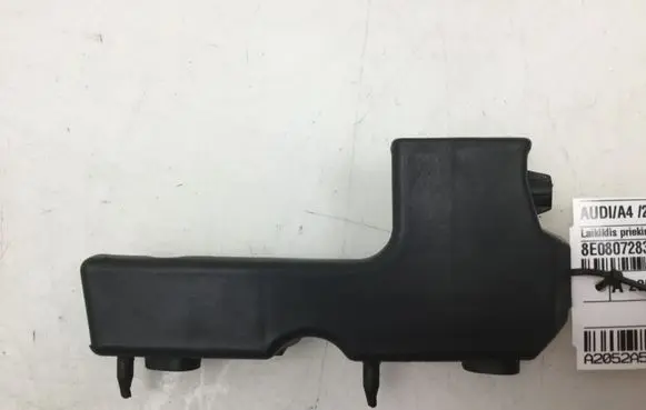 Audi A4 S4 B7 8E 8H Front bumper mounting bracket 8E0807283