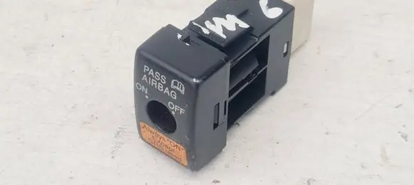 Mazda 6 Passenger airbag on/off switch 5E19