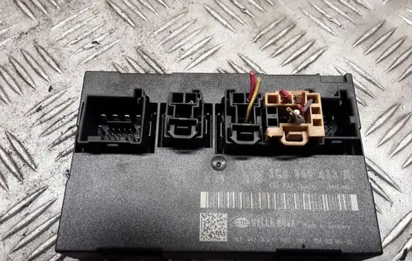 Volkswagen PASSAT B6 Comfort/convenience module 3C0959433R 5DK00906420