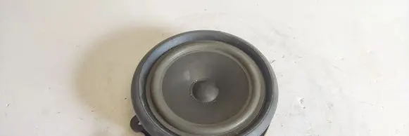 Audi A3 S3 8P Front door speaker 8P0035411 8E0035411