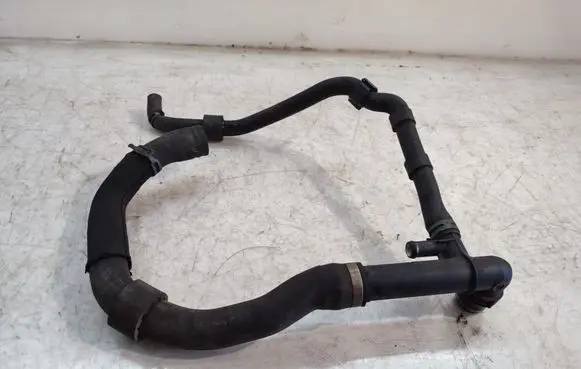 Volkswagen Golf VII Engine coolant pipe/hose 5Q0121619D