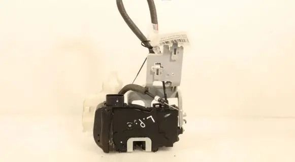 KIA Sportage Front door lock 813103U000