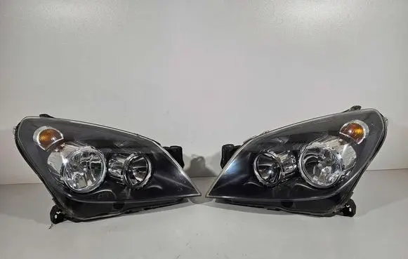 Opel Astra H Headlights/headlamps set 103419012935