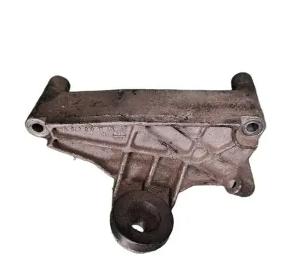 Mercedes-Benz GLE W167 Engine mounting bracket A6420101740