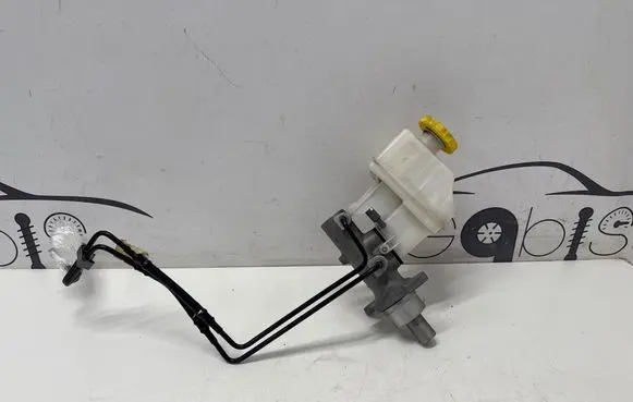 Jeep Avenger Brake fluid reservoir A006D412