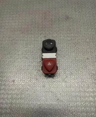 Renault Scenic II - Grand scenic II Hazard light switch 8200109723 8200095493 8200107808