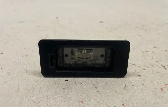 BMW 3 E90 E91 Number plate light 7193293