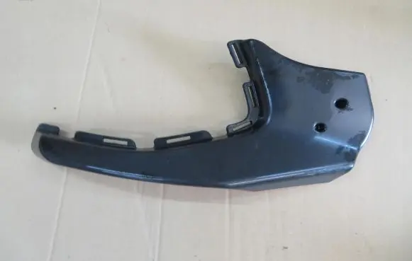Audi A6 S6 C8 4K Front bumper mounting bracket 4K0807098